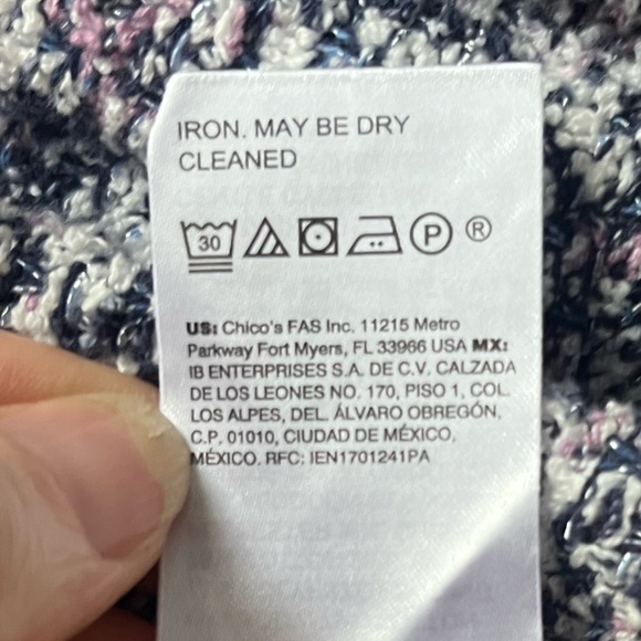 Chico’s Soft Tweed Blazer Pink Blue Frayed Hem Career Work Casual Size 0 (S) - Picture 5 of 9